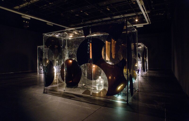 Anicka Yi Wins Hugo Boss Prize 2016 관련 이미지